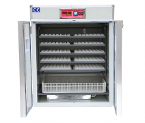  Incubator equipment