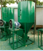 Feed crushing mixer in QUNKUN